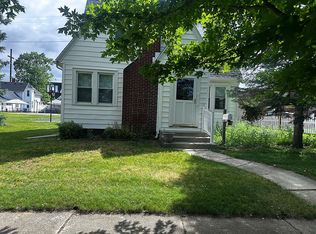 304 Miller Ave, Swanton, OH 43558