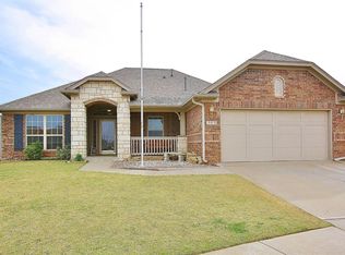 505 Goya Cir, Yukon, OK 73099