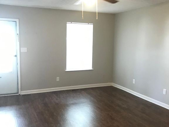 3rd image of 1741 Gerald Dr