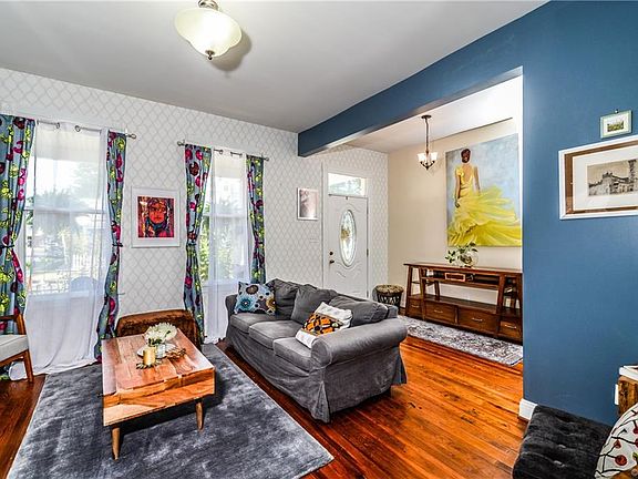 4th image of 3141 Parkwood Ave