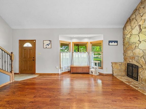 3rd image of 4400 Zanik Ln