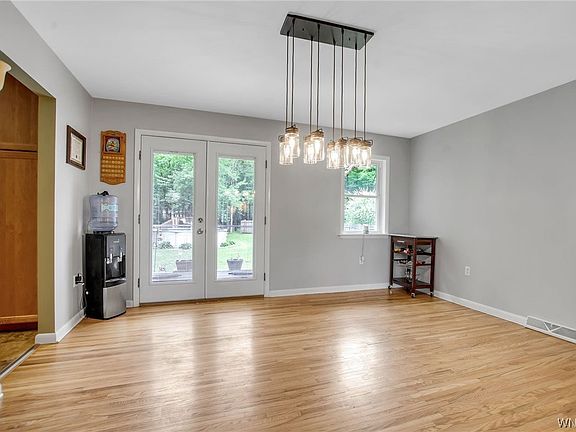3rd image of 450 N Star Rd