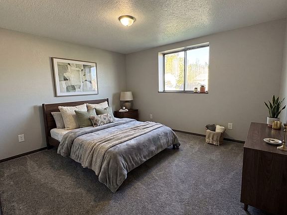 5th image of 1111 Langley Rd #3