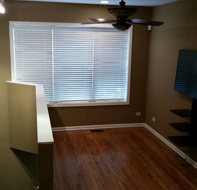 1st image of 2721 N Sawyer Ave APT 1