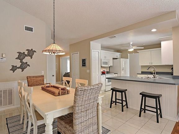5th image of 5075 9th Ln