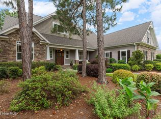 2584 Parkridge Dr, Southport, NC 28461