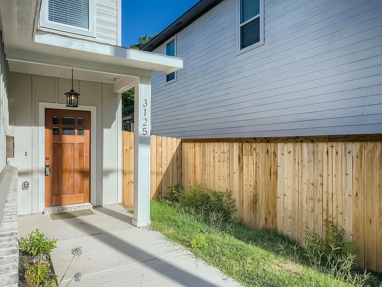 3125 Rutz St — Photo 20