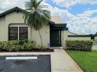 750 SW Claudia Ave, Port Saint Lucie, FL 34953