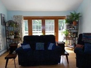 10 Norway Dr, Hampden, ME 04444