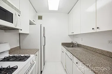 Rented by City Connections Realty