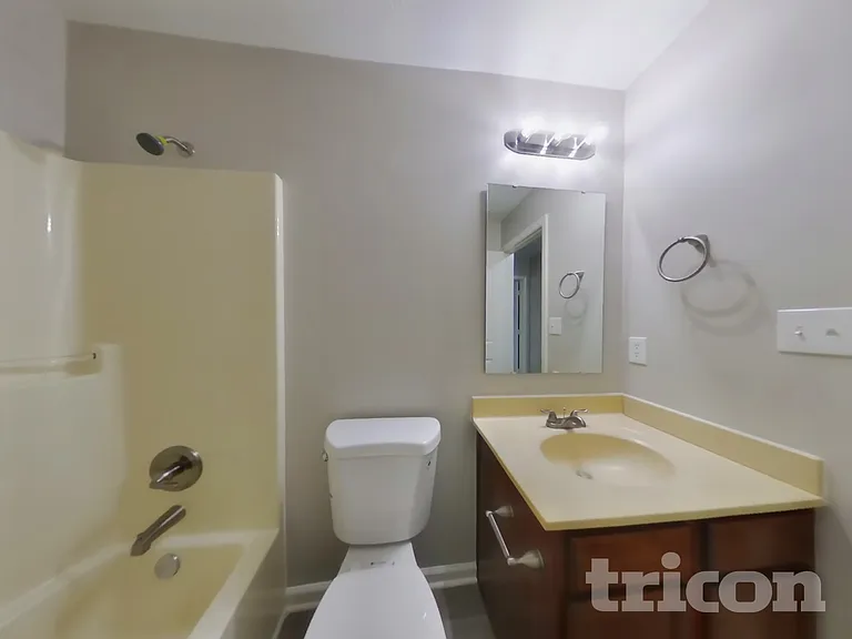 11491 N Creekside Dr — Photo 15