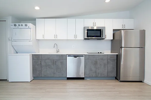 Rented by REAL New York | media 6