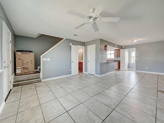 3rd image of 146 Cheri Ln