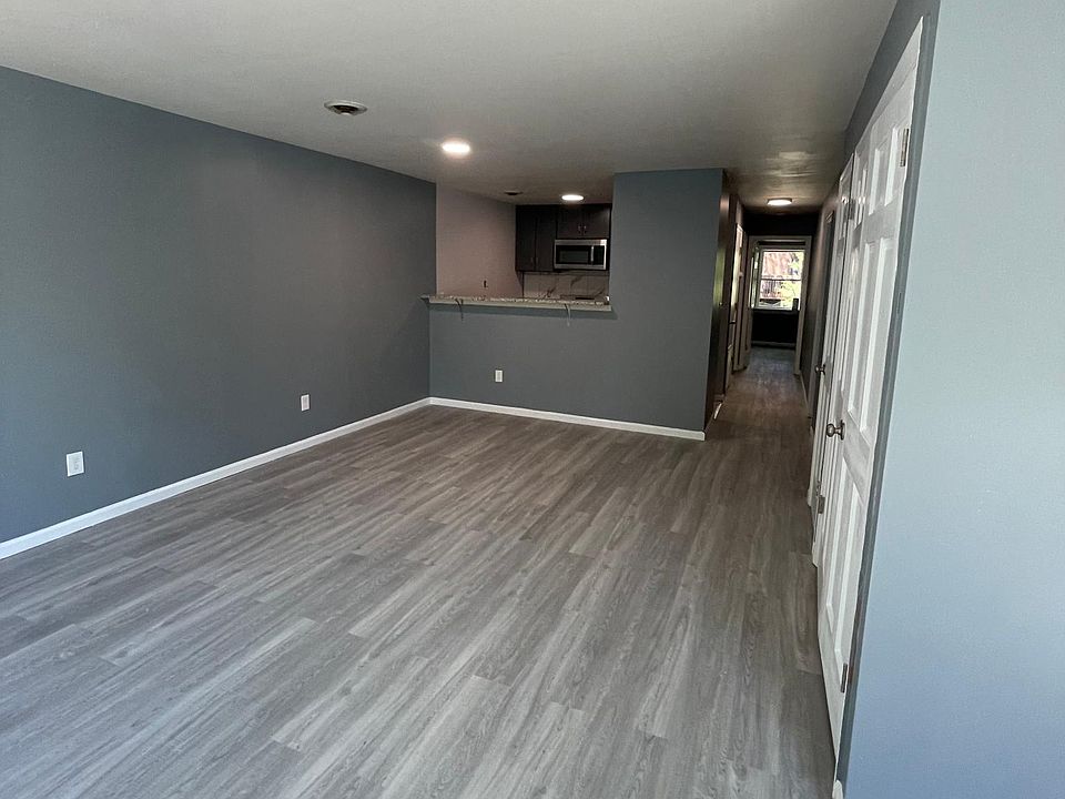 1st image of 49 Dana Ave #2