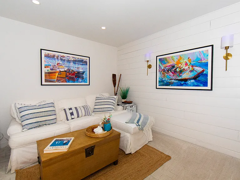 28121 Highridge Rd #305 — Photo 4