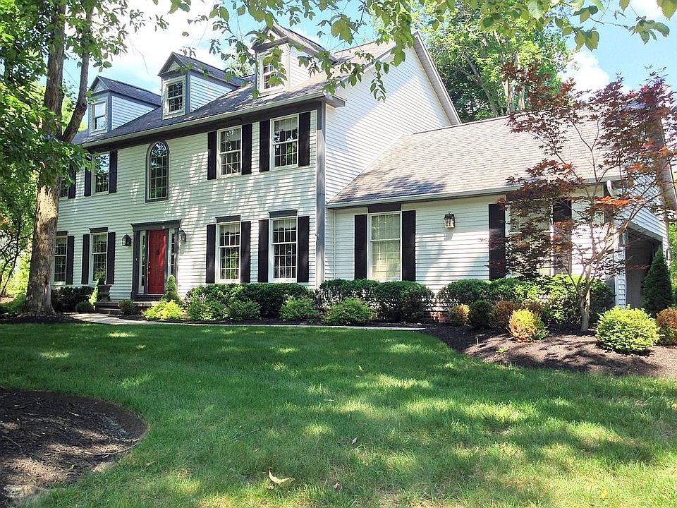 1st image of 2511 Blue Heron Dr