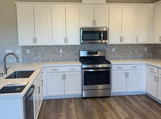 128 Raccoon Hollow Loop, Copperopolis, CA 95228