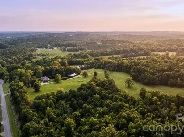 2555 Biggers Rd, Concord, NC 28025