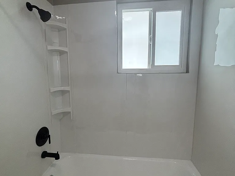 1329 W Carson St #1 — Photo 9