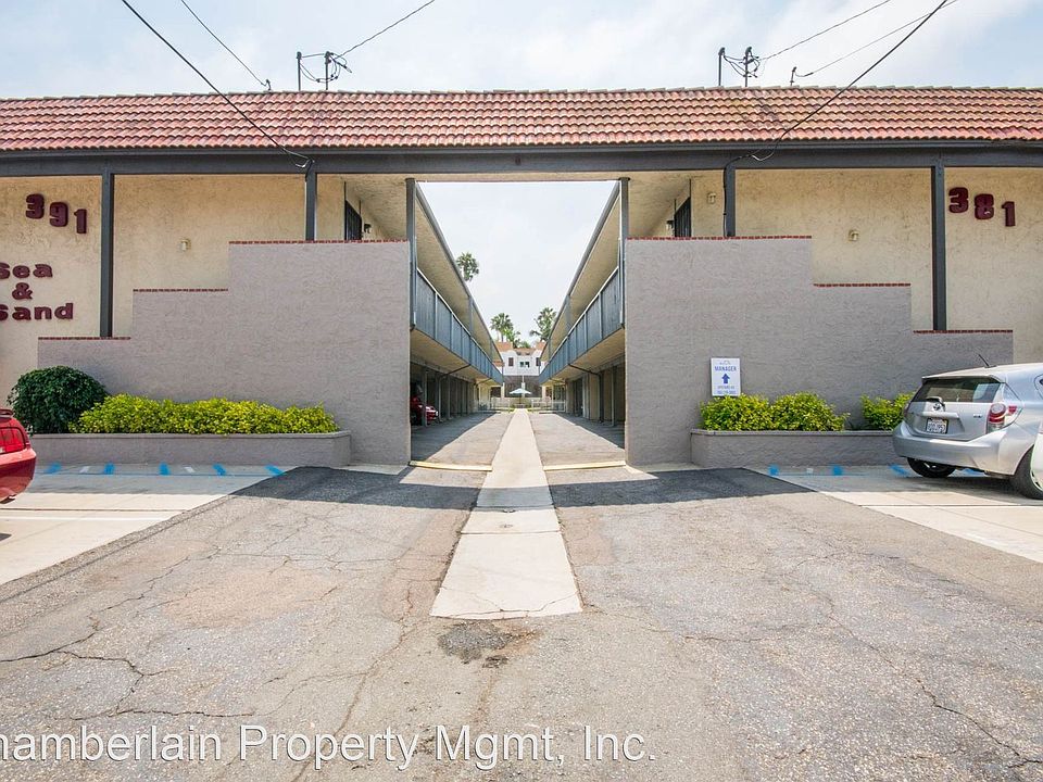 1st image of 391 Oak Ave APT 3