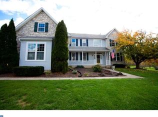 327 Vista Dr, Phoenixville, PA 19460