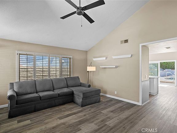 4th image of 148 N Avenida Palmera