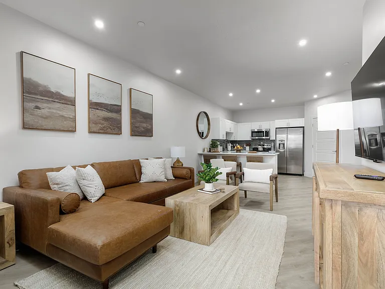 The Vue At Desert Color — Photo 10