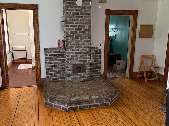 4th image of 4483 Silver Pines Rd