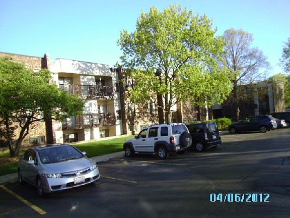 2nd image of 2149 Country Club Dr APT 25