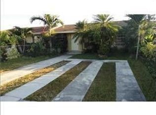 13024 SW 43rd Ln, Miami, FL 33175