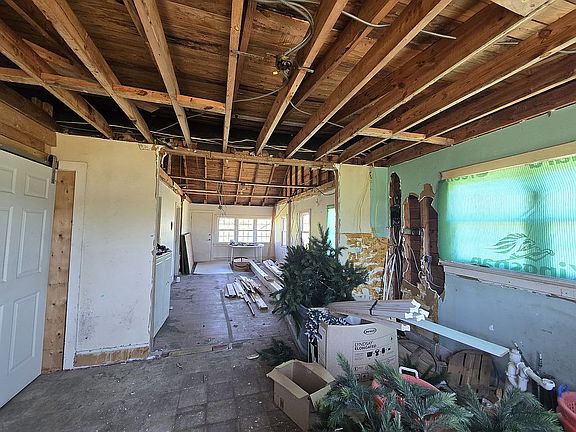2nd image of 20624 Golden Thompson Rd