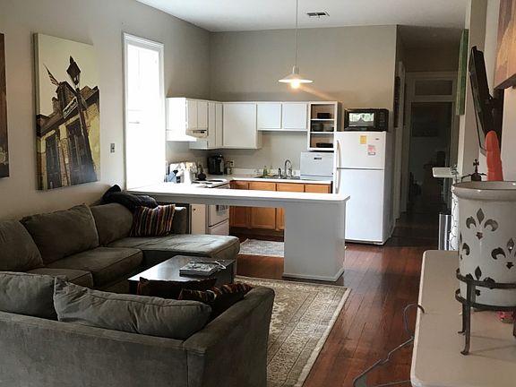 2nd image of 1124 Aline St #B