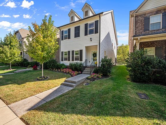 2nd image of 293 Carellton Dr