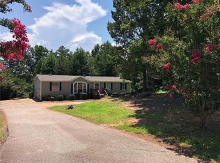 585 Shenandoah Dr, Dahlonega, GA 30533