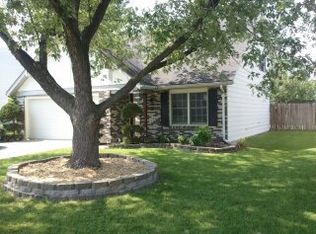 4204 Oxmoor Rd, Evansville, IN 47715
