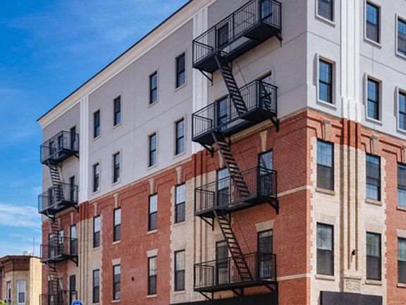 4th image of 703 Rogers Ave #4F