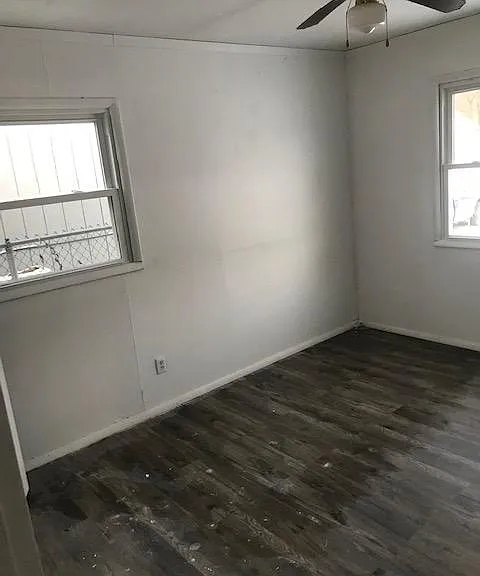 1216 S Hamilton St — Photo 14