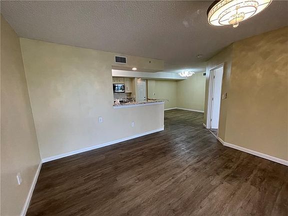5th image of 1200 Scotia Dr APT 306