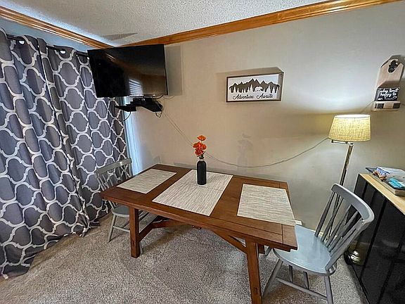 5th image of 75 Mountain Lodge Ln #327