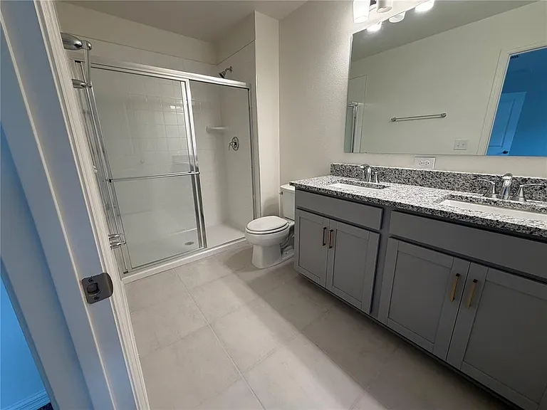 2817 Moonshadow Ct — Photo 11