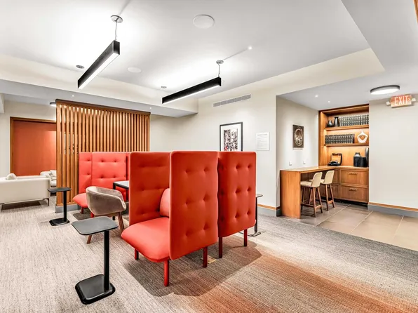 307 East 44th Street image 17 of 27