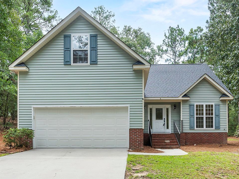 1st image of 16 Circle Dr
