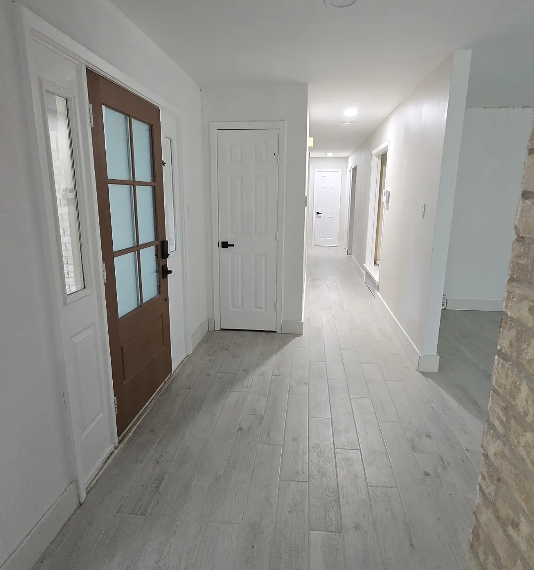 4 bed, 2342 sqft, $2,600 — Photo 1