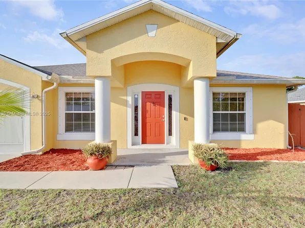 2949 SE Buccaneer Cir, Port Saint Lucie, FL 34952