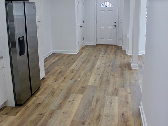 5th image of 4042 N Kolmar Ave #1