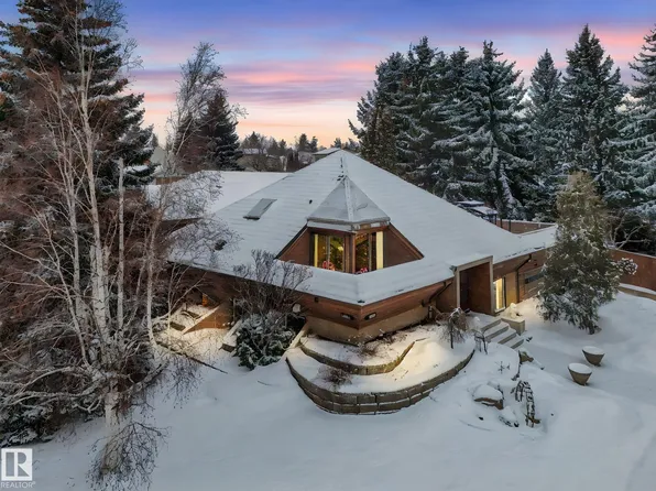 5807 185th St NW, Edmonton, AB T6M 1Y1