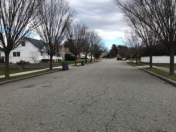 4th image of 49 Allan Dr