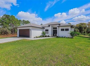 2104 8th St NE, Naples, FL 34120