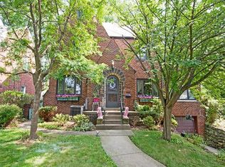 2357 Hollywood Dr, Pittsburgh, PA 15235