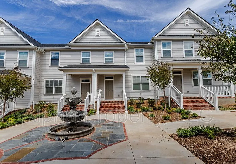 14 Alderly Way — Photo 1